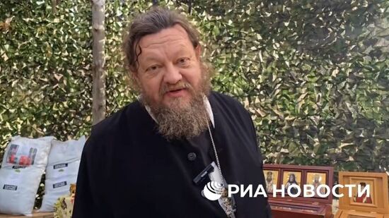 Мощи 17 святых и иконы привезли на фронт – священник