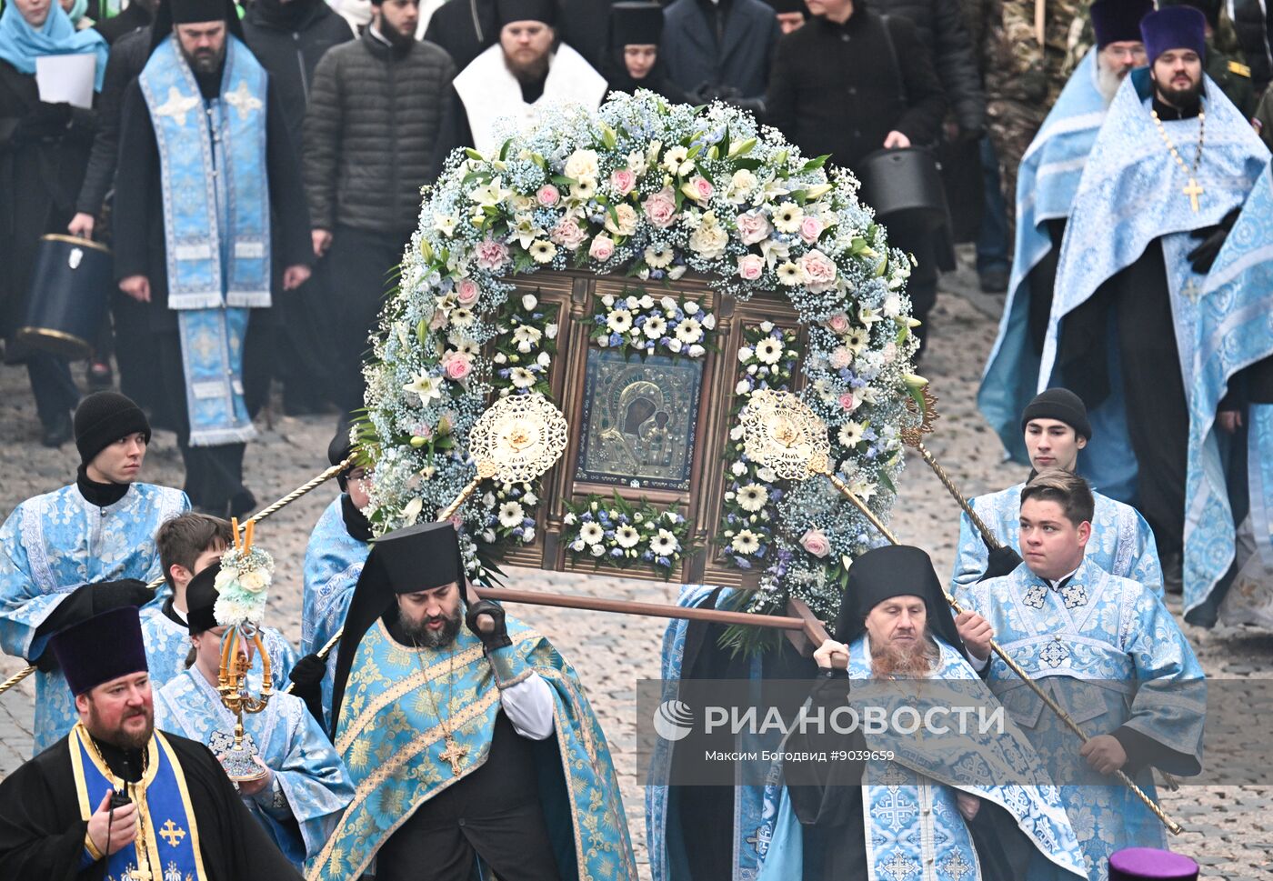 Крестный ход в честь Казанской иконы Божией Матери