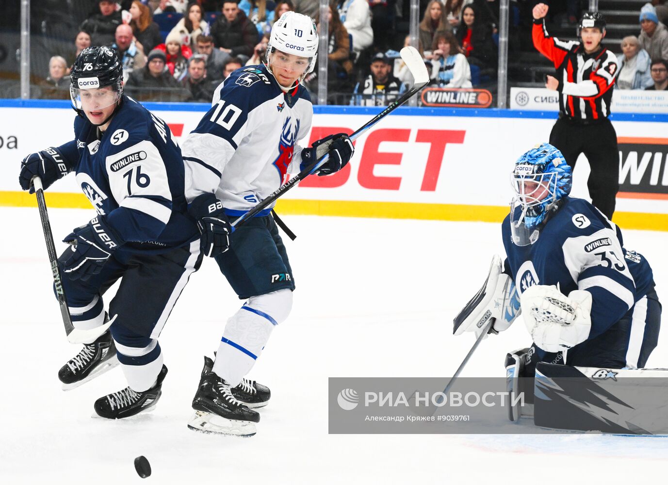 Хоккей. КХЛ. "Сибирь" (Новосибирск) - "Торпедо" (Нижний Новгород)