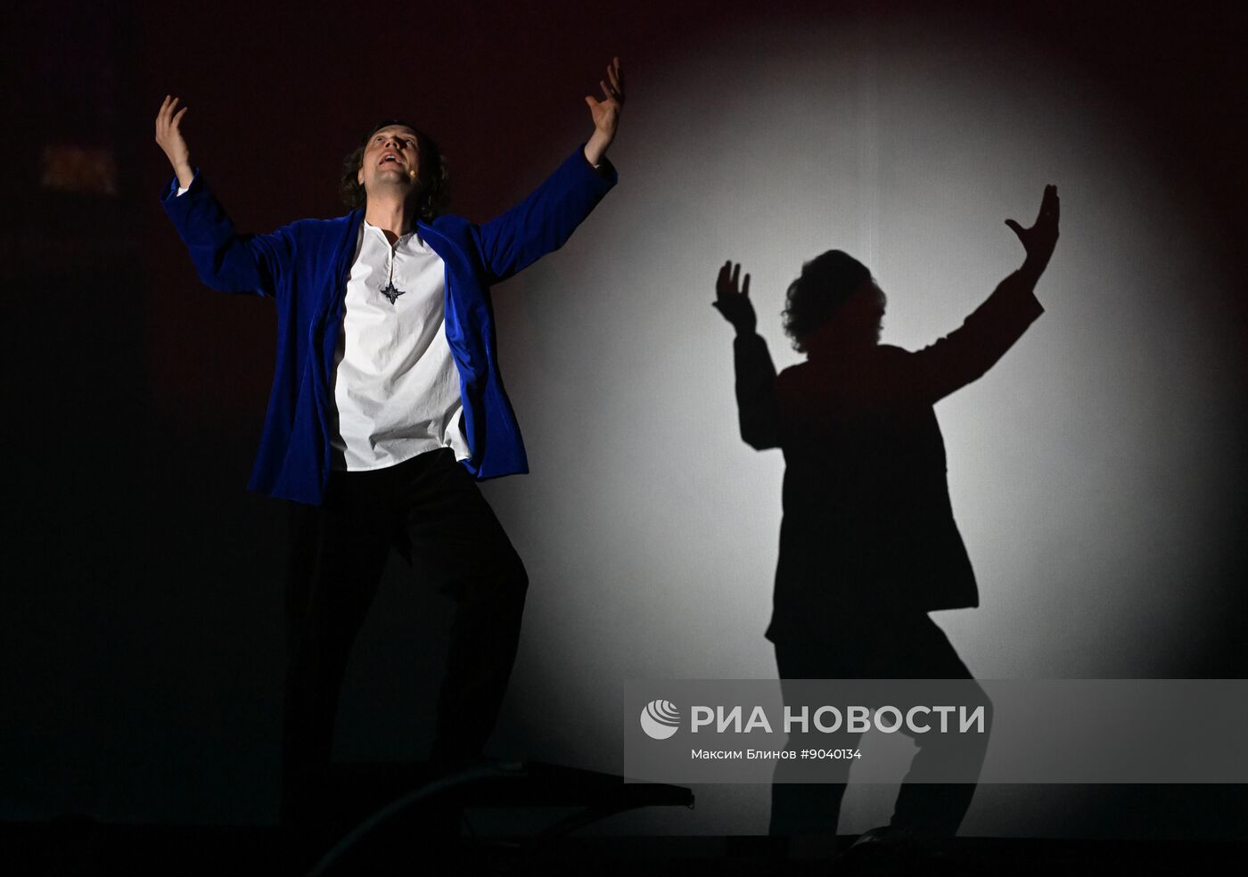 Мультимедийный спектакль "Коперник" в Московском планетарии