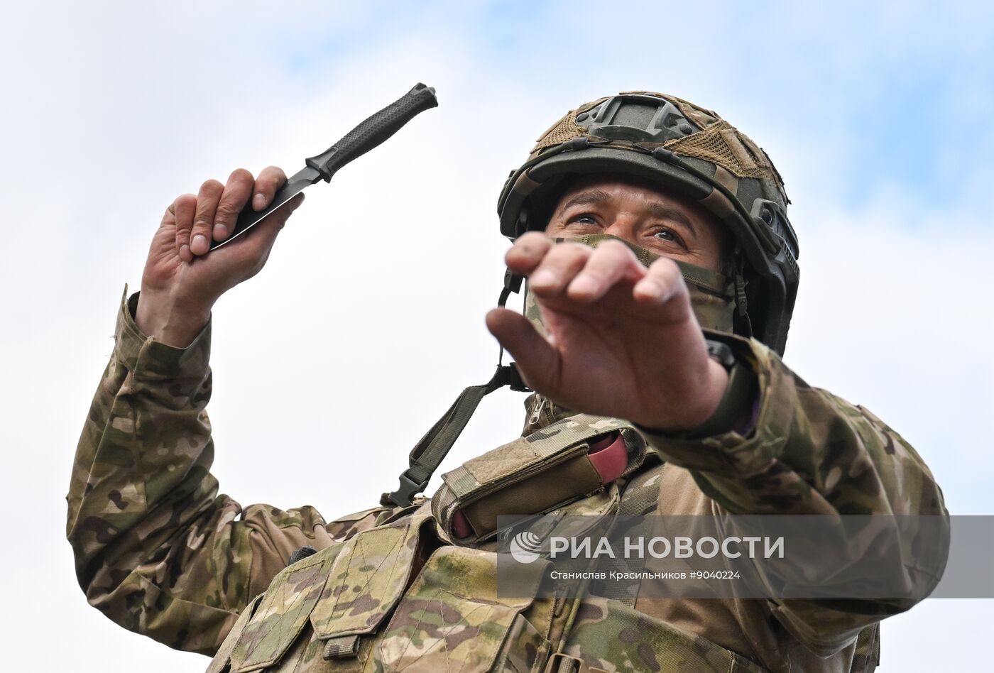 Боевое слаживание военных разведчиков группировки "Запад"