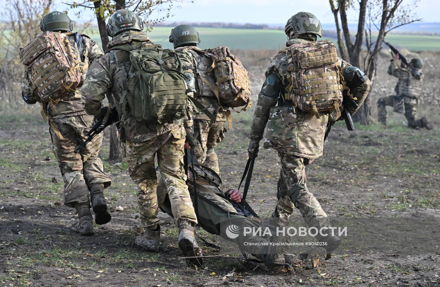 Боевое слаживание военных разведчиков группировки "Запад"