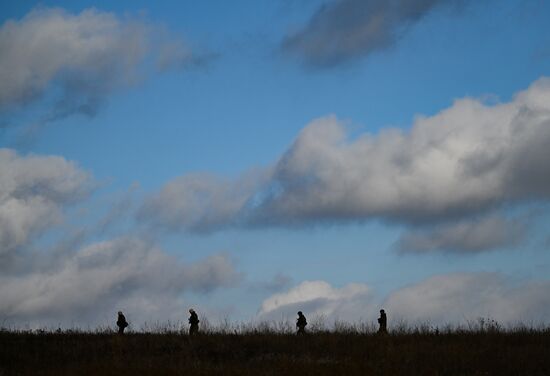 Боевое слаживание военных разведчиков группировки "Запад"