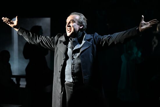 Спектакль "Москва. Сумерки" в "Покровка.Театр"