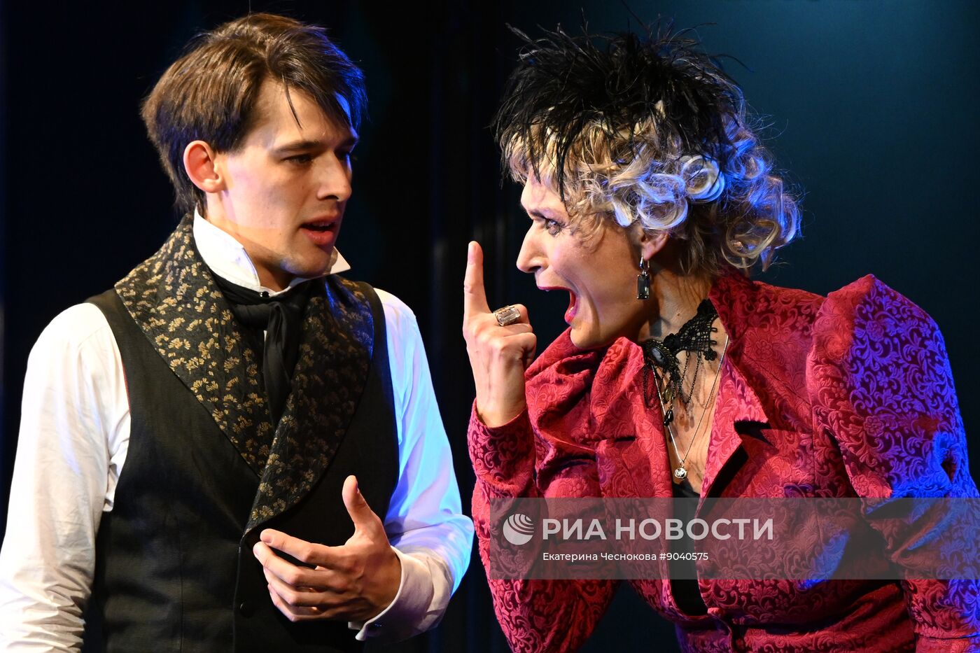 Спектакль "Москва. Сумерки" в "Покровка.Театр"