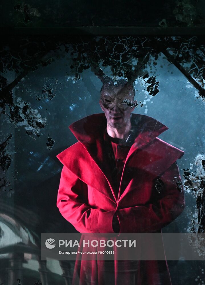 Спектакль "Москва. Сумерки" в "Покровка.Театр"