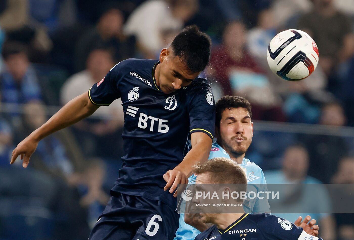 Футбол. Кубок России. "Зенит" (Санкт-Петербург) - "Динамо" (Москва)