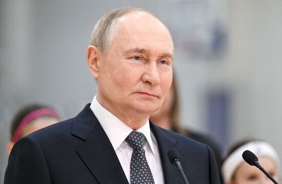 Рабочая поездка президента Владимира Путина в Приволжский федеральный округ