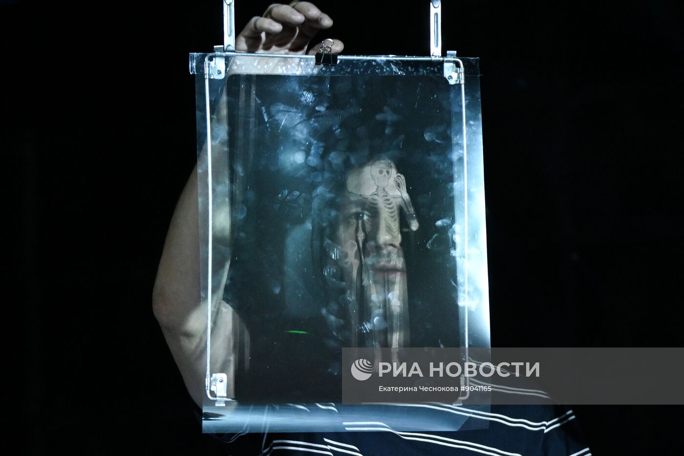 Театральный эскиз спектакля "Поколения" в театре "Шалом"