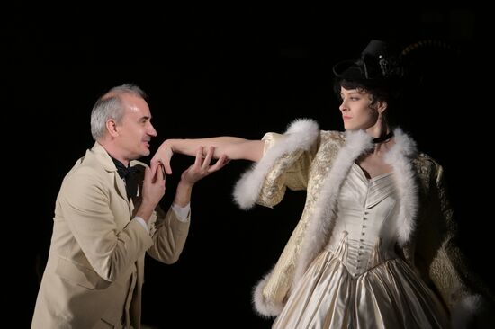 Спектакль "Анна Каренина" в Малом театре