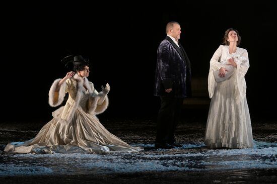 Спектакль "Анна Каренина" в Малом театре