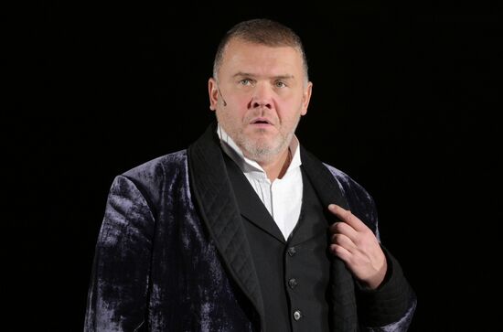 Спектакль "Анна Каренина" в Малом театре