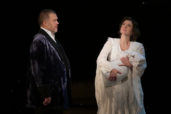 Спектакль "Анна Каренина" в Малом театре