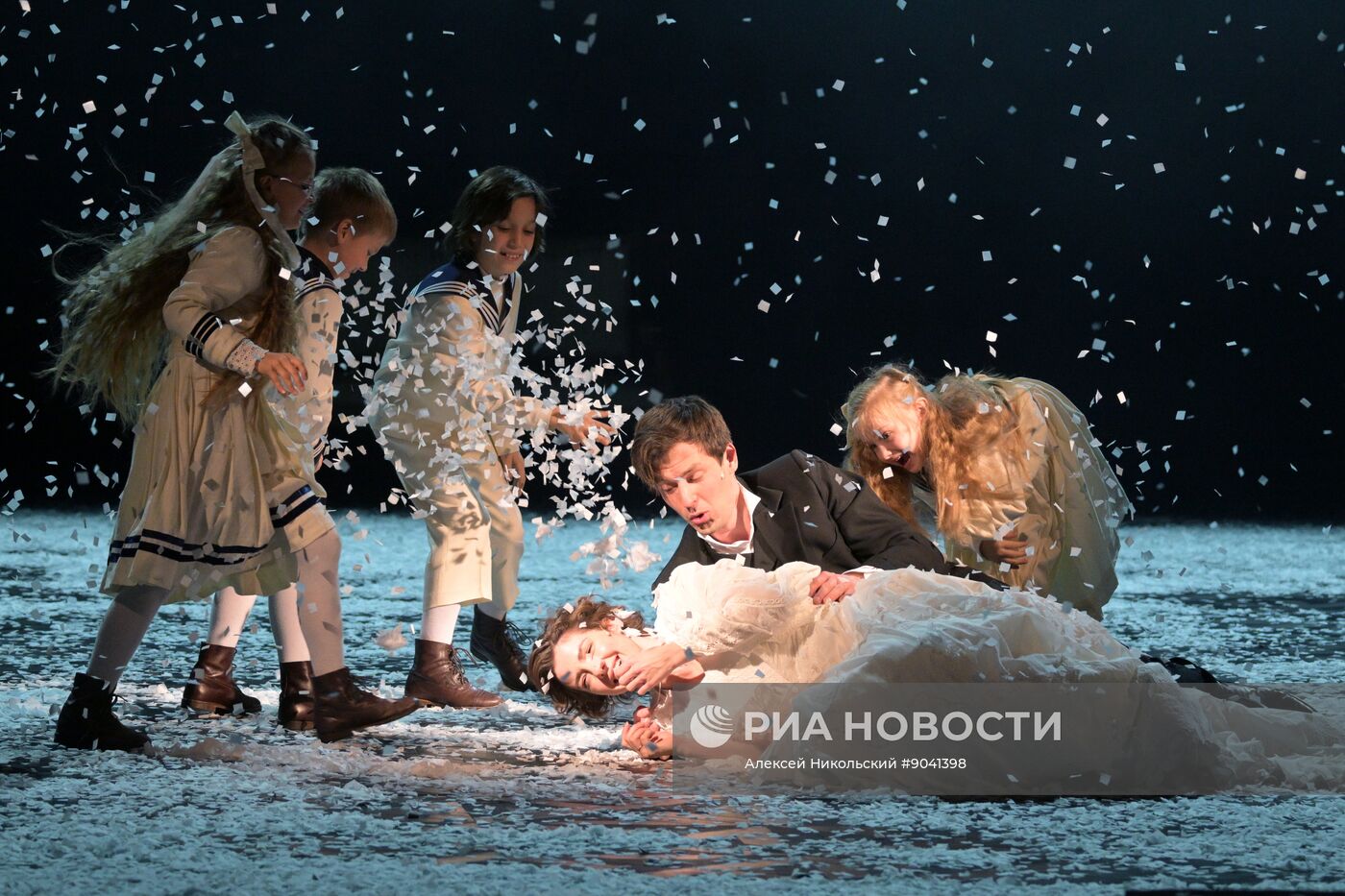 Спектакль "Анна Каренина" в Малом театре