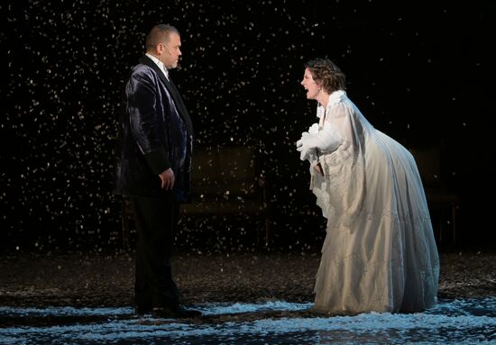 Спектакль "Анна Каренина" в Малом театре