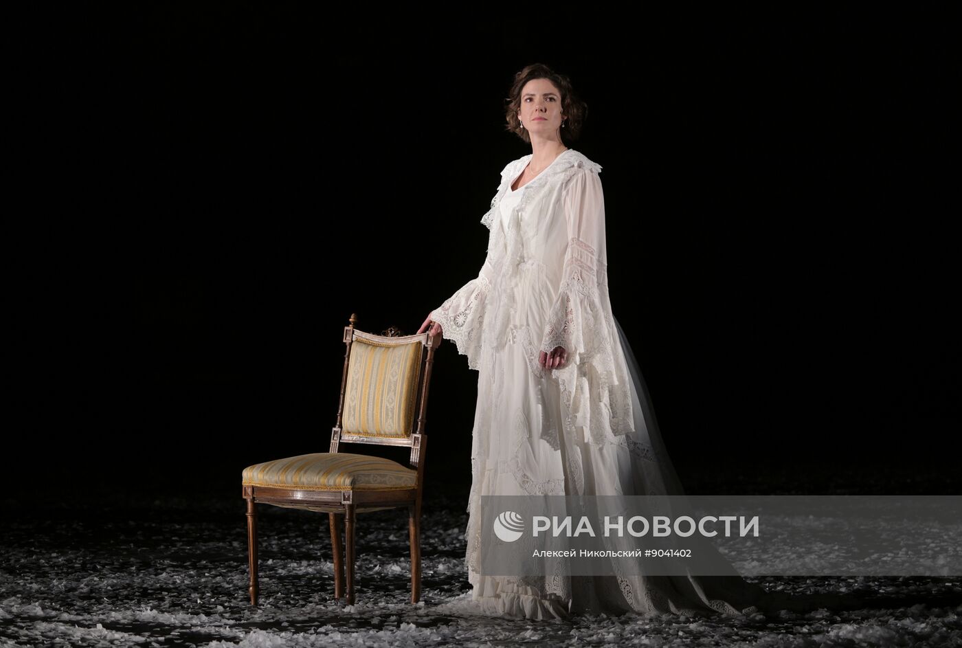 Спектакль "Анна Каренина" в Малом театре