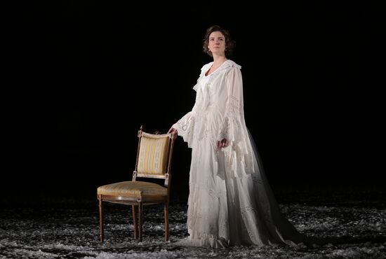 Спектакль "Анна Каренина" в Малом театре