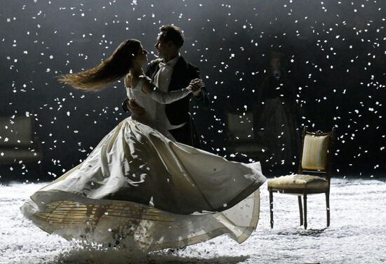 Спектакль "Анна Каренина" в Малом театре