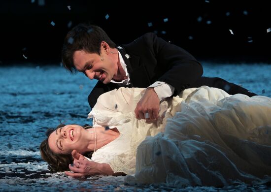 Спектакль "Анна Каренина" в Малом театре