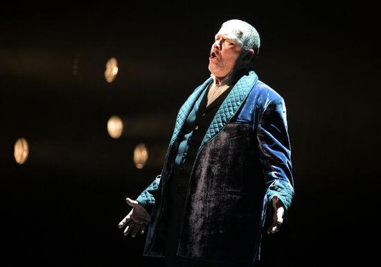 Спектакль "Анна Каренина" в Малом театре