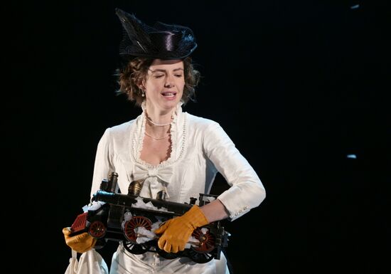 Спектакль "Анна Каренина" в Малом театре