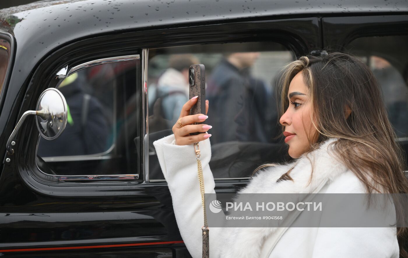 Выставка в честь годовщины парада 1941 г. на Красной площади