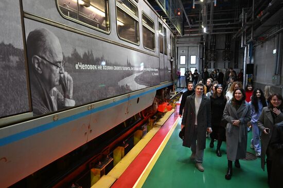 Запуск тематического поезда, посвященного 80-летию Никиты Михалкова