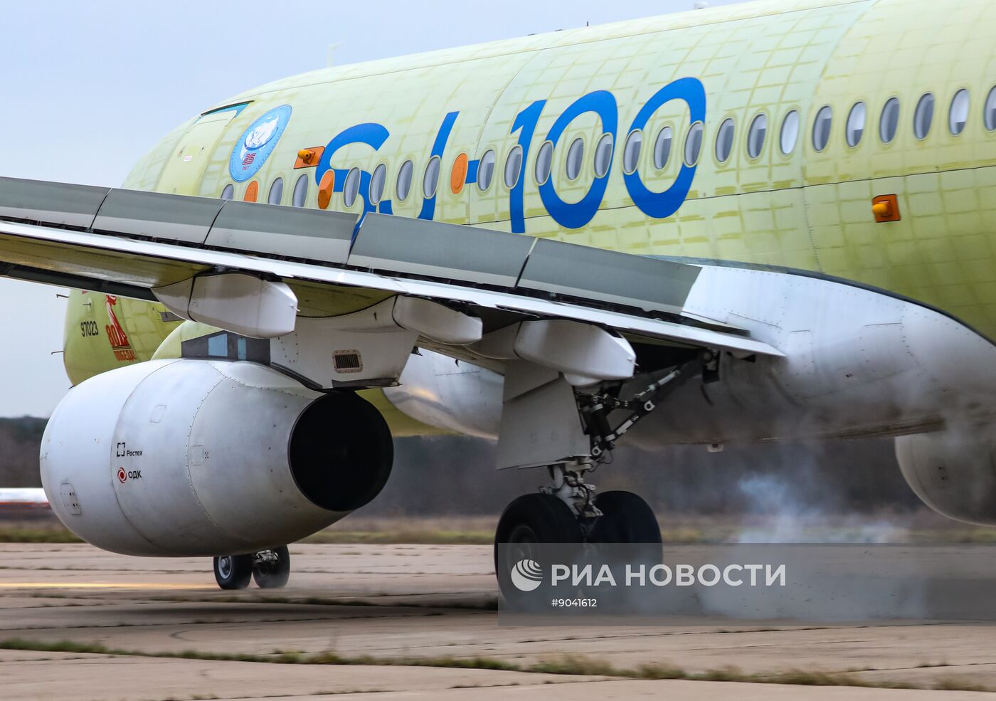 "Суперджет-100" прошел испытания на защиту двигателей от воды