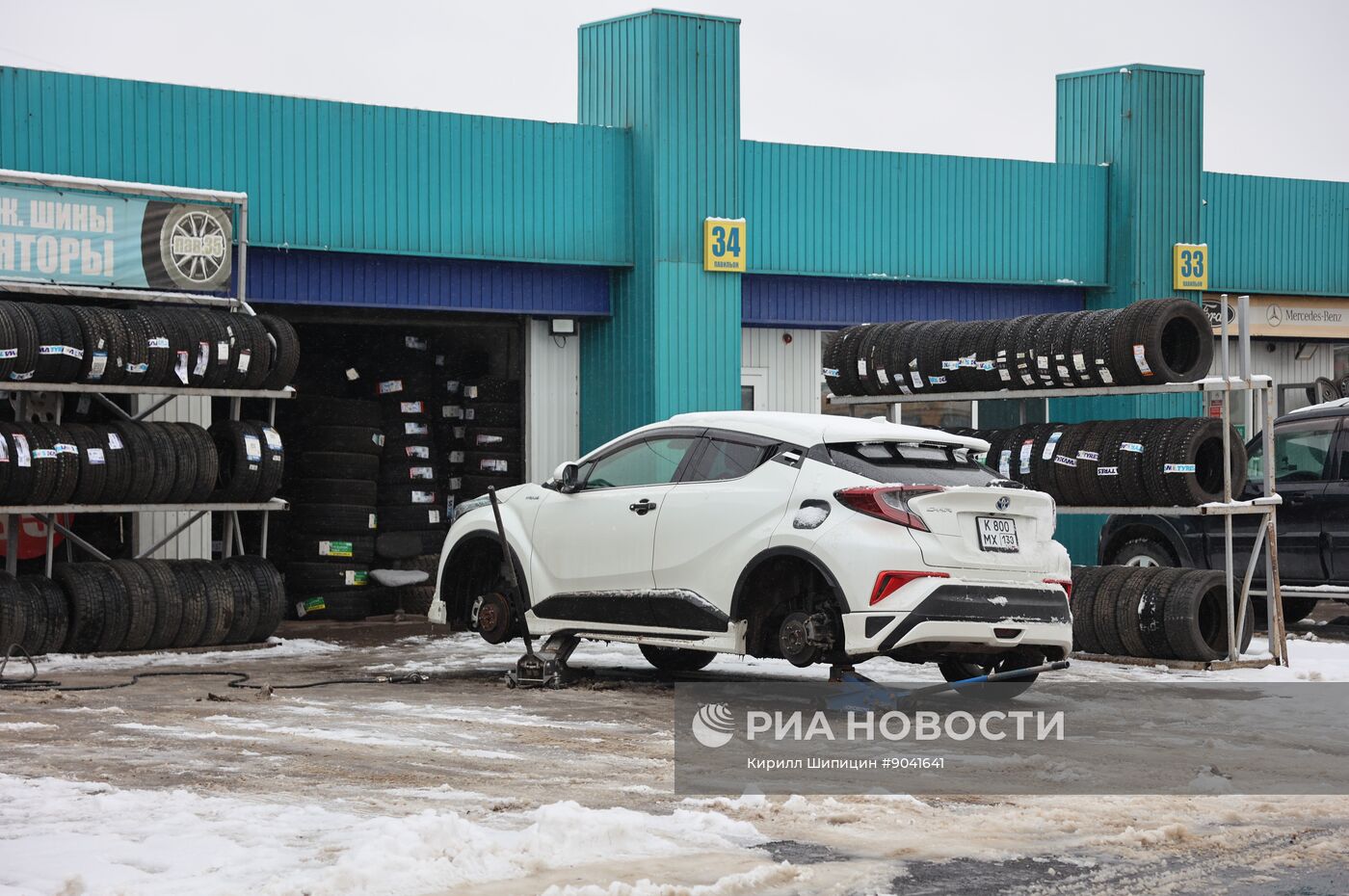 Последствия снегопада в Иркутске 