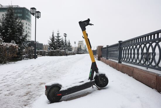 Последствия снегопада в Иркутске 