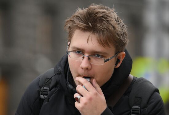 В России могут запретить продажу вейпов