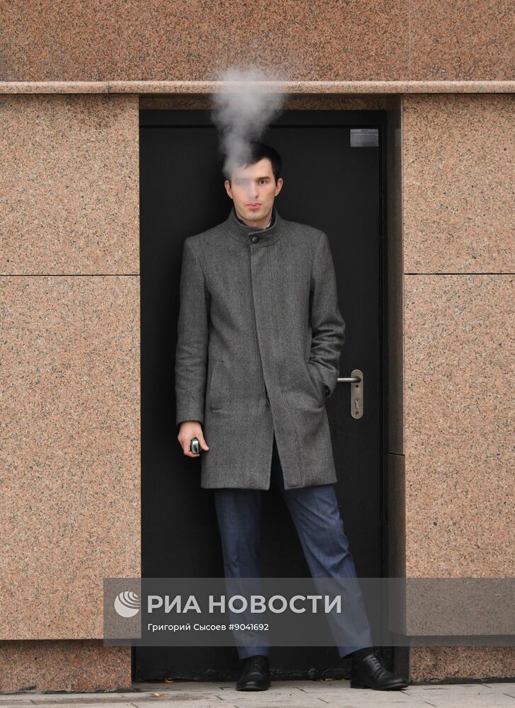 В России могут запретить продажу вейпов