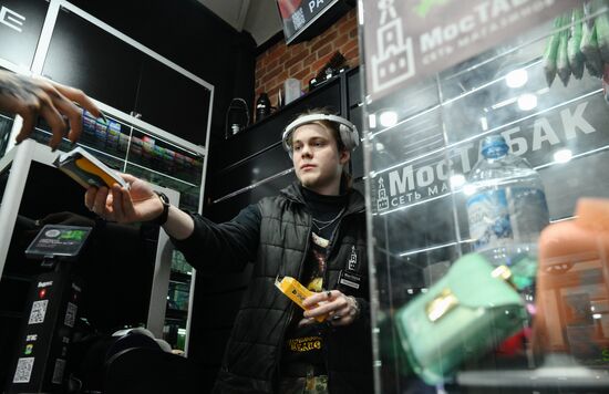 В России могут запретить продажу вейпов