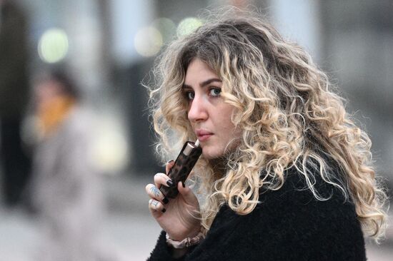 В России могут запретить продажу вейпов