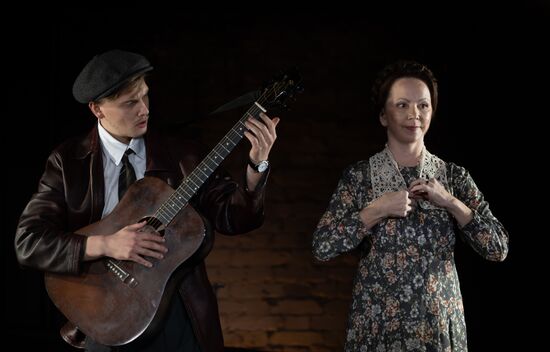 Спектакль "Первая любовь последнего года" в театре им. Евгения Вахтангова