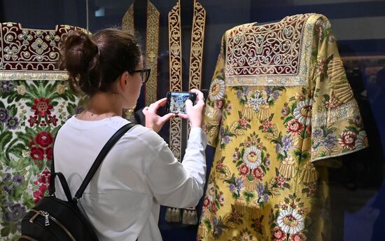 Выставка "Святая обитель: к 600-летию Соловецкого монастыря"