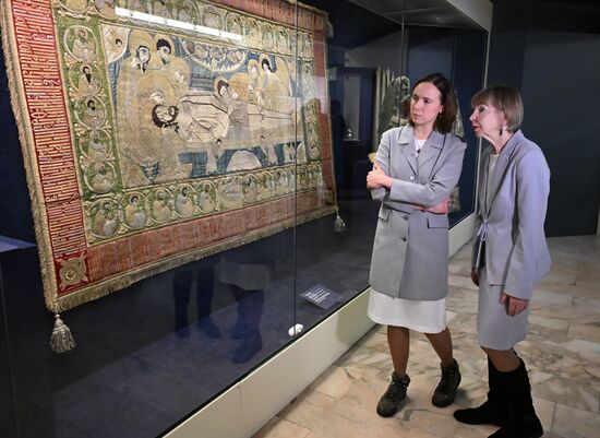 Выставка "Святая обитель: к 600-летию Соловецкого монастыря" 