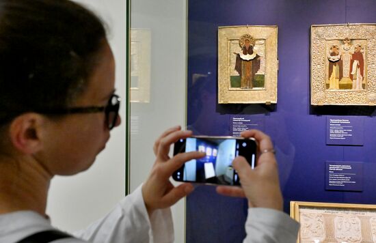 Выставка "Святая обитель: к 600-летию Соловецкого монастыря" 