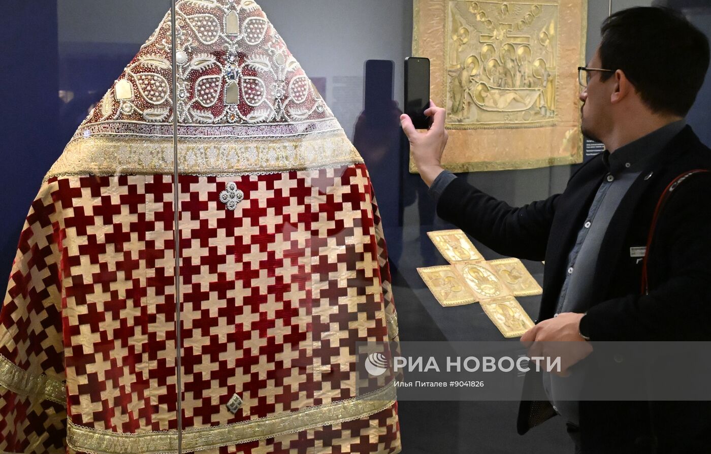 Выставка "Святая обитель: к 600-летию Соловецкого монастыря" 