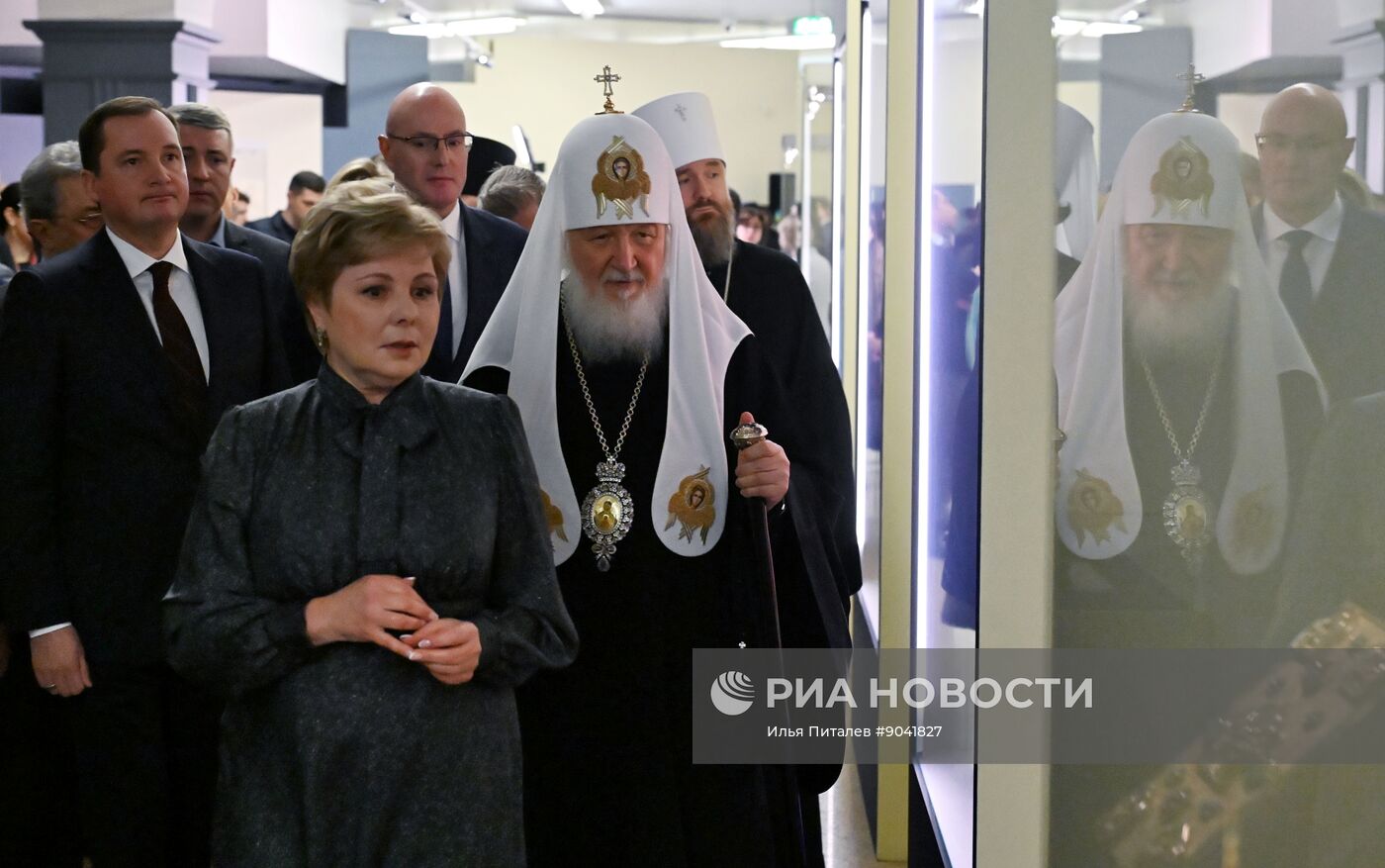 Выставка "Святая обитель: к 600-летию Соловецкого монастыря"