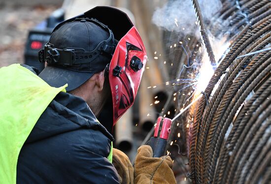 В Крыму ведется ремонт дороги на Ай-Петри 