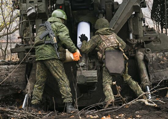 Боевая работа самоходной пушки 2С7 "Пион" группировки "Запад"