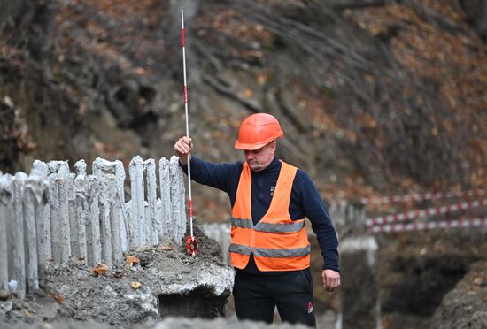 В Крыму ведется ремонт дороги на Ай-Петри 
