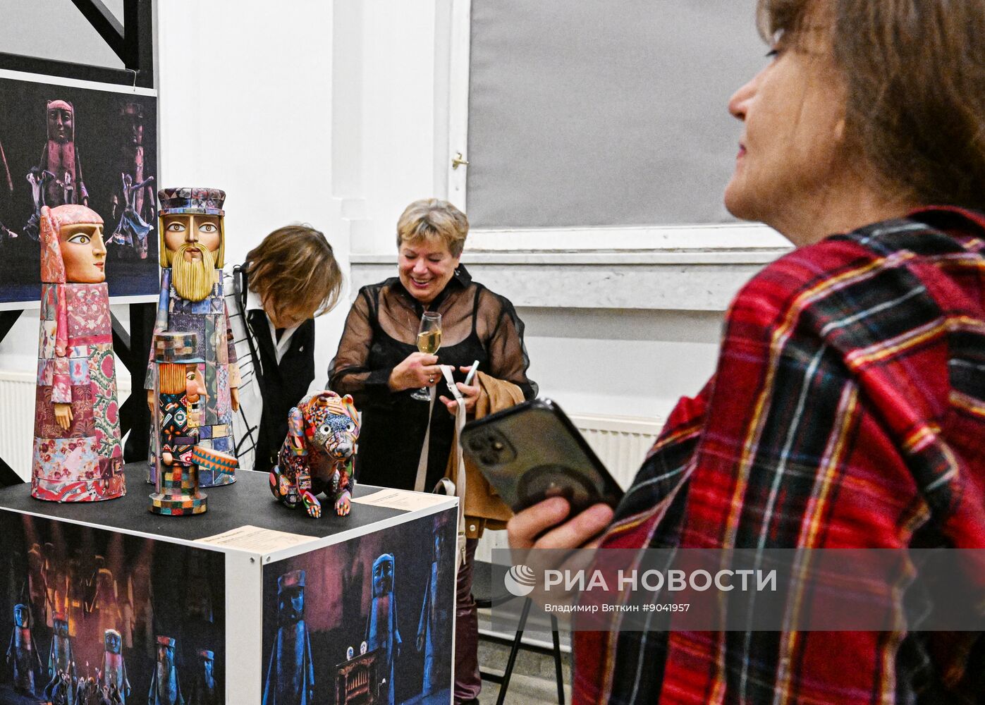 Выставка московских театральных художников "Итоги сезона №62"