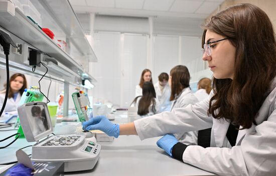 Обучение студентов Пироговском университете 