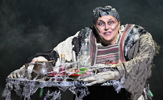 Мюзикл "Святая Анна" в Театре Российской Армии 