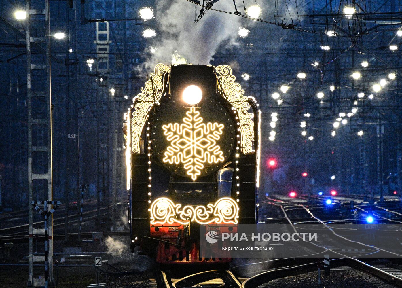 Поезд Деда Мороза проехал по МЦК