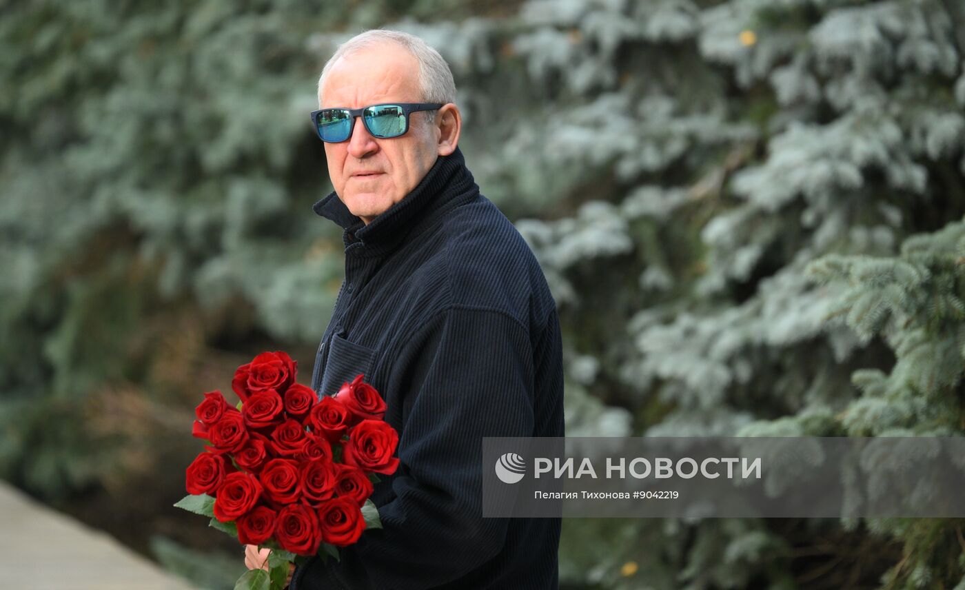 Прощание с телеведущим Юрием Николаевым