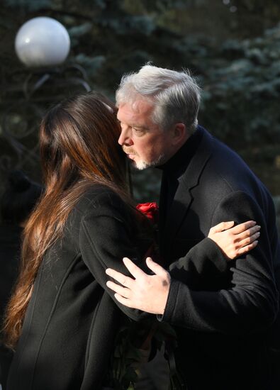 Прощание с телеведущим Юрием Николаевым