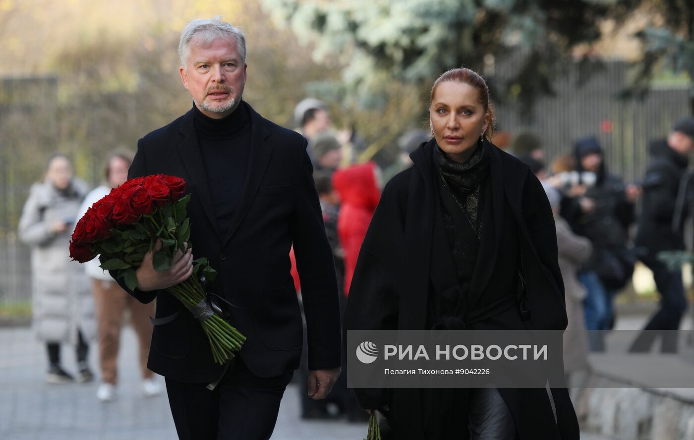 Прощание с телеведущим Юрием Николаевым